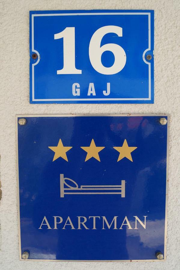 Apartment Ivona ストモルスカ エクステリア 写真